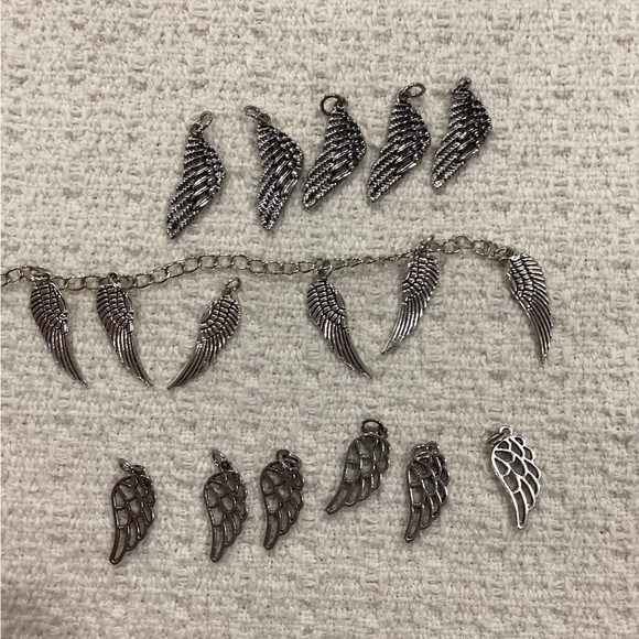 Wing charms - Picture 1 of 4